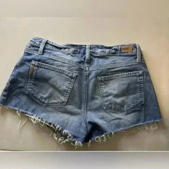Paige Emmitt Shorts Size 28" Waist 3" Length Raw Hem Frayed Cut-off‎ denim - Picture 2 of 8